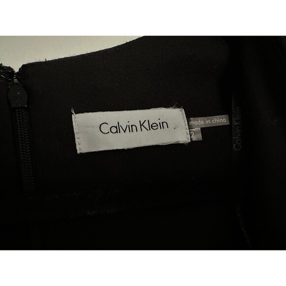 Calvin Klein Black Sheath Dress Size 2 V-Neck Sleeveless Knee Length - Picture 5 of 6